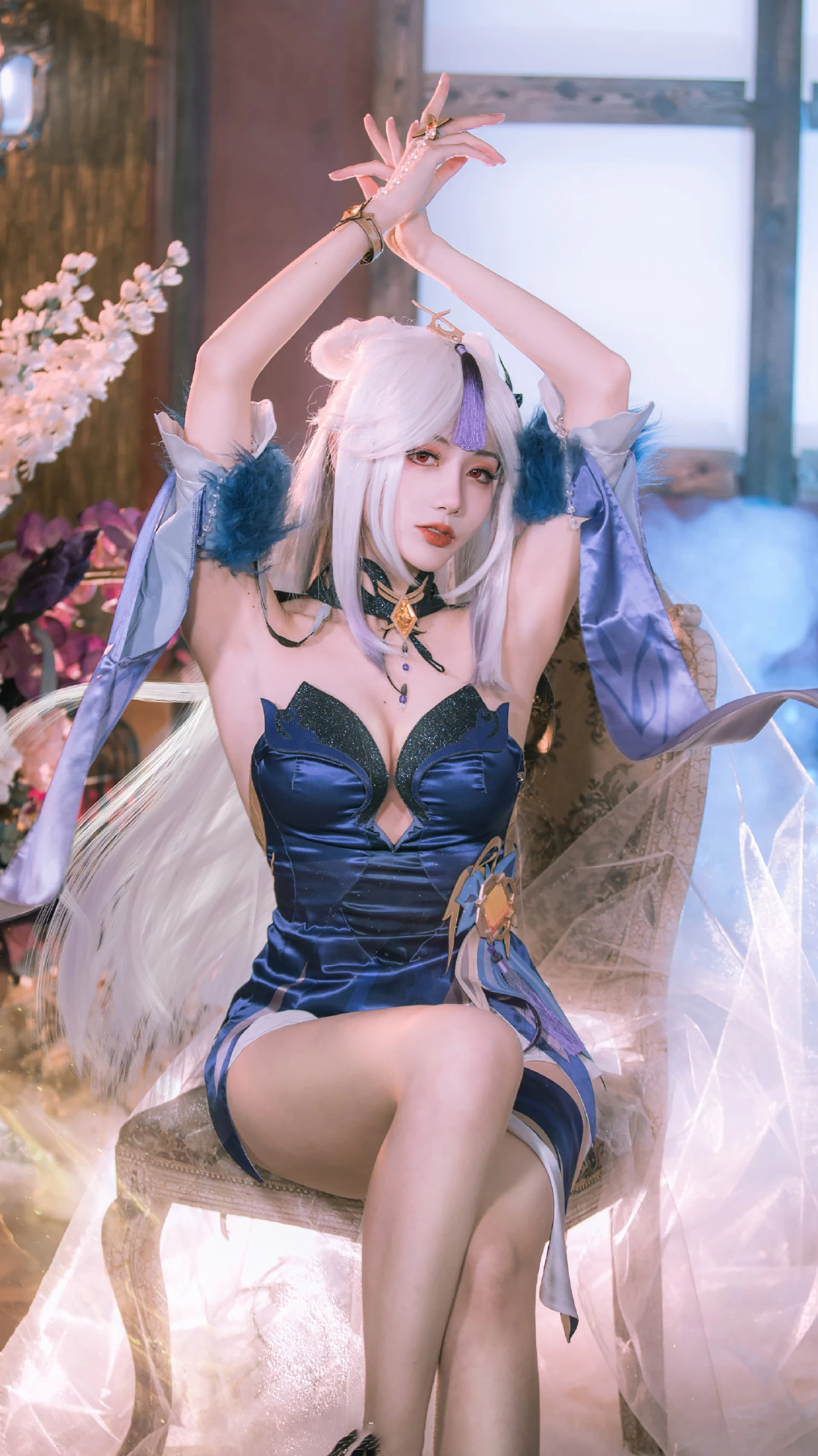 Cos美图-动漫Coser@如月灰《原神》凝光沙中幽兰