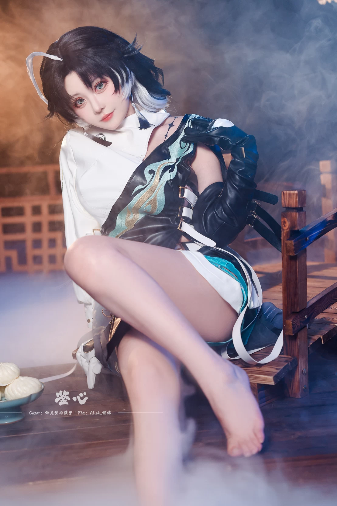 COSPLAY 吃吃包子吹吹笛子（呆毛）这样的鉴心也是很可爱的！ 鸣潮 鉴心@阳炎型小菠萝