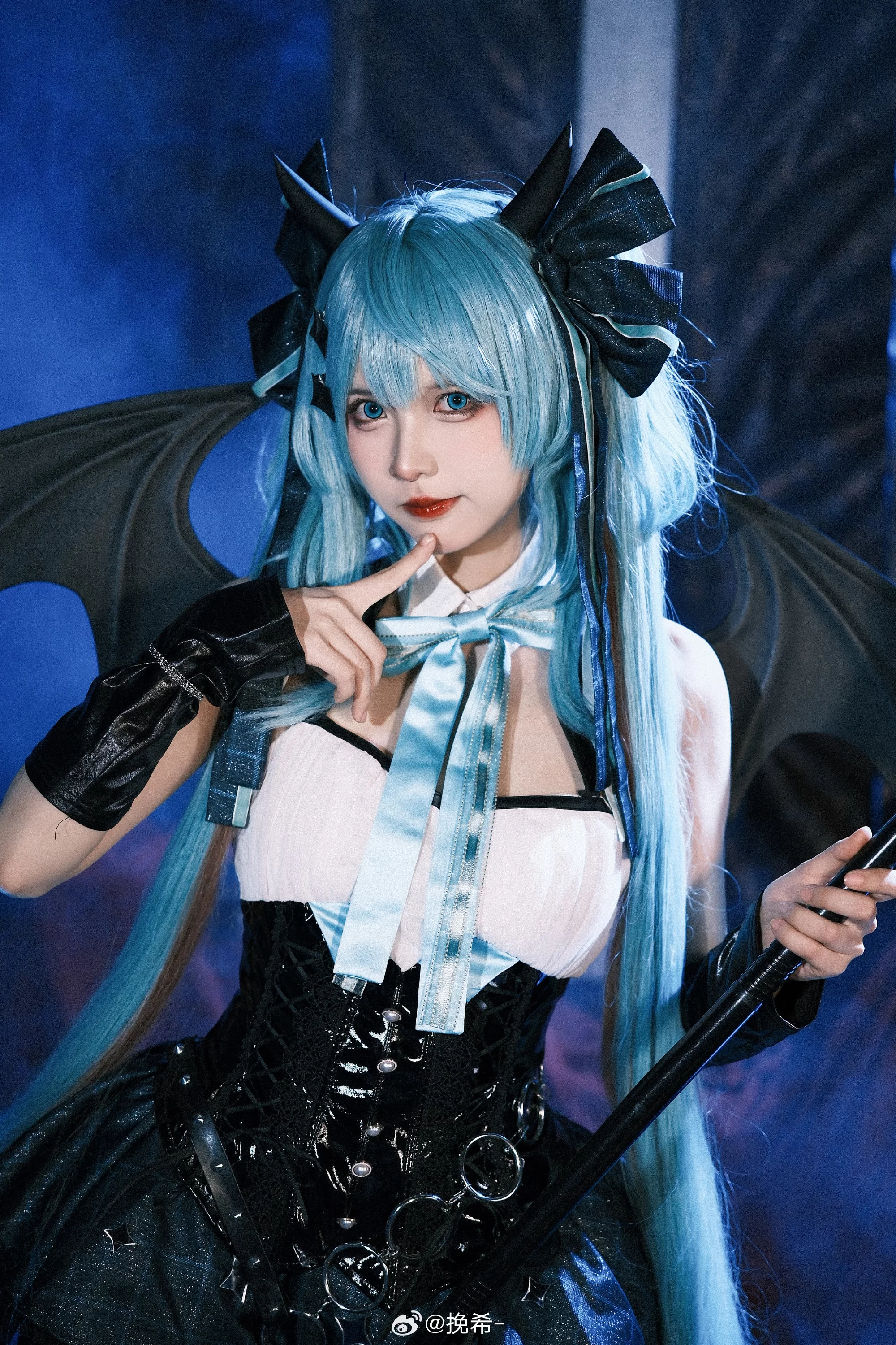 cosplay 初音未来  🖤 初音x小浣熊联动 🤍@挽希-