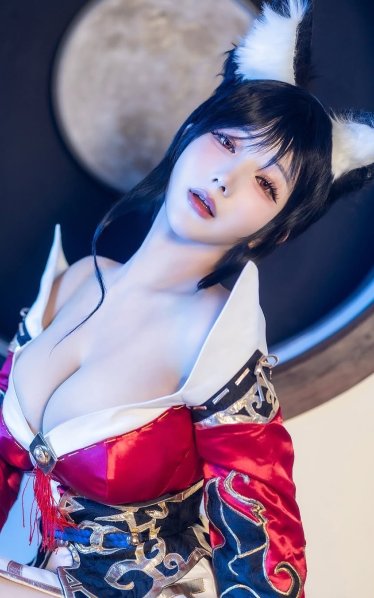 《星刃》新体模尹雪花COS美图 丰满身材谁顶得住